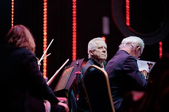 Šventė melomanams: britų žvaigždė Jacobas Collieris su orkestru surengė koncertą Vilniuje Šventė melomanams: britų žvaigždė Jacobas Collieris su orkestru surengė koncertą Vilniuje