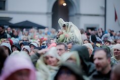 Šventė melomanams: britų žvaigždė Jacobas Collieris su orkestru surengė koncertą Vilniuje Šventė melomanams: britų žvaigždė Jacobas Collieris su orkestru surengė koncertą Vilniuje