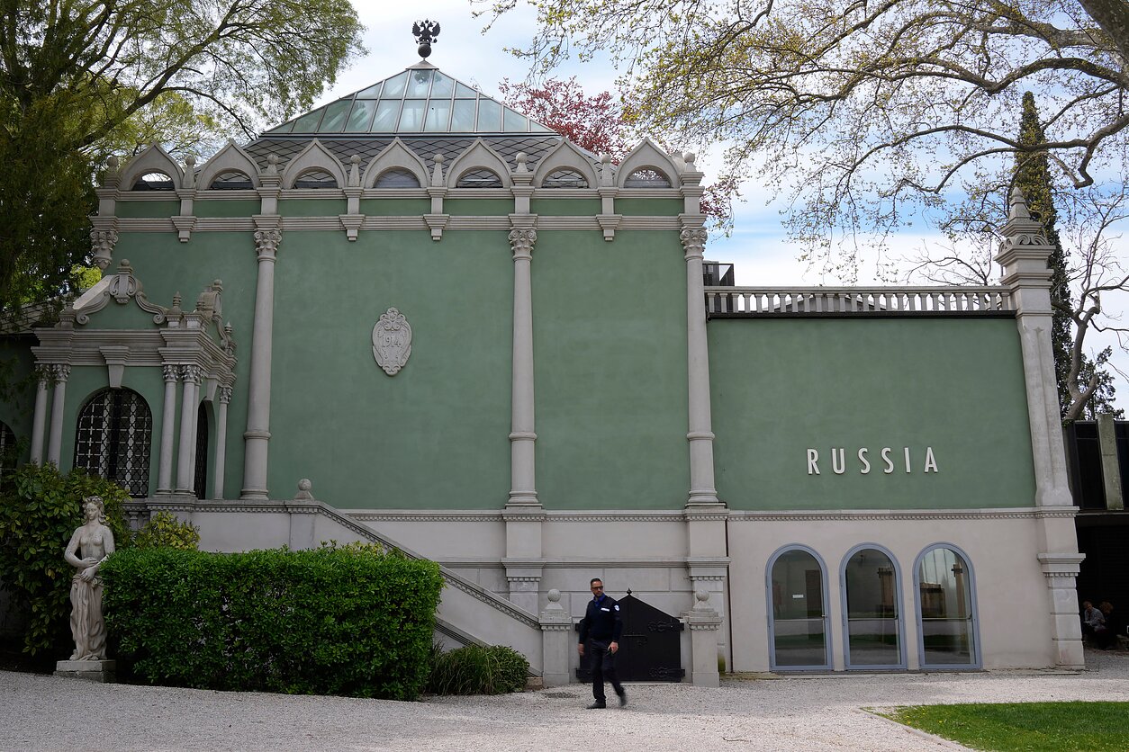 Rusijos paviljonas Venecijos bienalėje Rusijos paviljonas Venecijos bienalėje