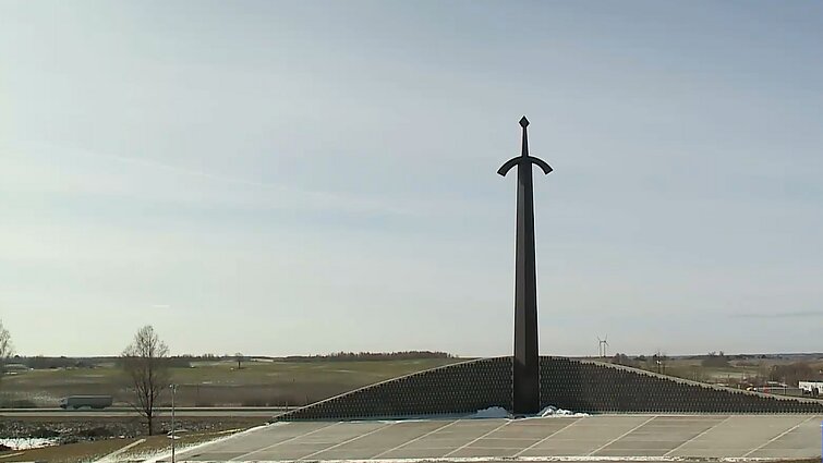 informacinis centras Kryžkalnyje prie memorialo vis dar tuščias: Vyriausybė pinigų neskyrė informacinis centras Kryžkalnyje prie memorialo vis dar tuščias: Vyriausybė pinigų neskyrė