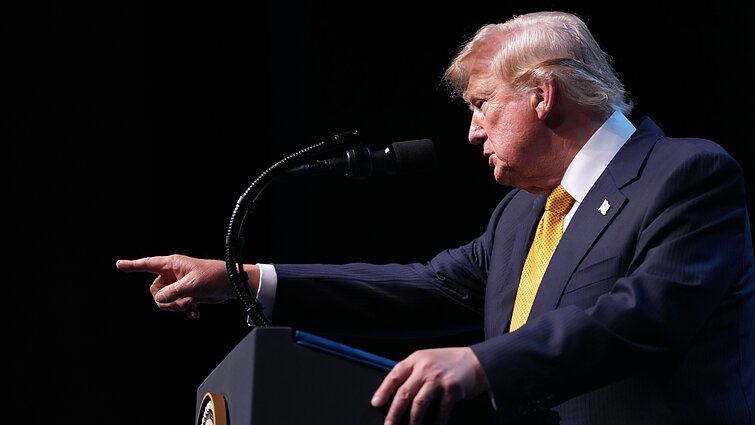 NATO ateitis – neaiški: Trumpas sako išvesiantis karius iš Europos, jei negaus Grenlandijos