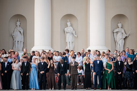 Vilniaus širdyje polonezą šoko lenkų abiturientai