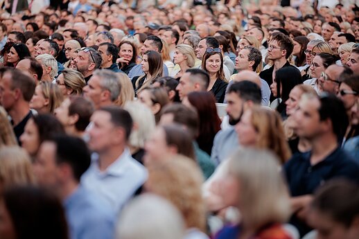 Gregory Porteris Valdovų rūmuose surengė 8-ąjį koncertą Lietuvoje
