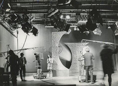 TV studijoje filmuojmas „Poezijos pavasaris“. 1971 m. 