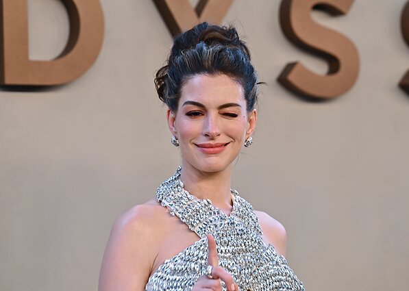 Anne Hathaway Anne Hathaway