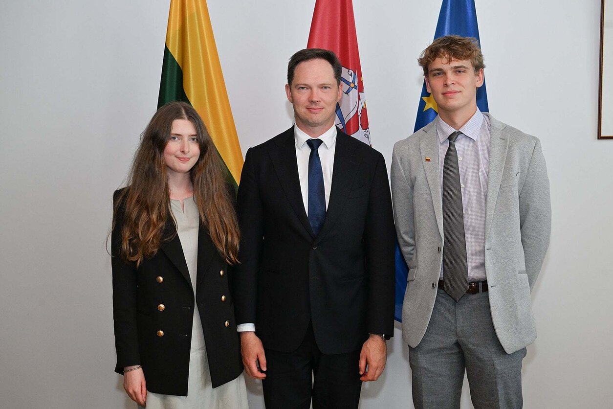 Viceministras K. Vaitiekūnas susitiko su diasporos jaunimo lyderiais Viceministras K. Vaitiekūnas susitiko su diasporos jaunimo lyderiais