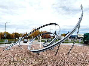 Algirdo ir Remigijaus Gataveckų skulptūra „Skubėk lėtai“ Algirdo ir Remigijaus Gataveckų skulptūra „Skubėk lėtai“