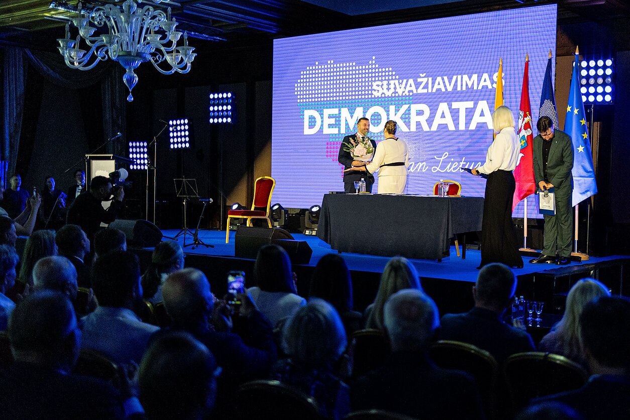 Demokratų sąjungos „Vardan Lietuvos“ suvažiavimas Demokratų sąjungos „Vardan Lietuvos“ suvažiavimas