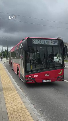 Vilniuje rudenį gali pritrūkti autobusų ir troleibusų: kaip tai paveiks žmonių kasdienybę?