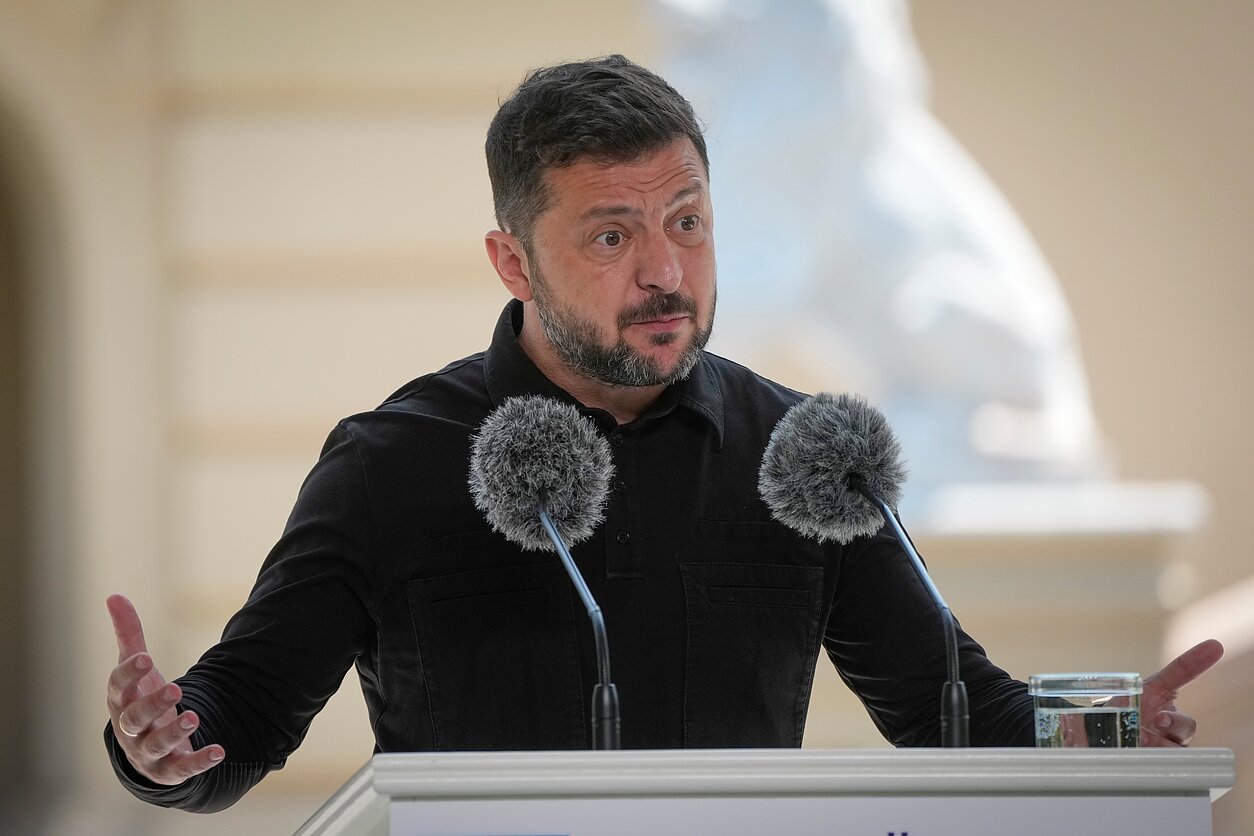 Ukraine War Sees Zelensky Tell Iran It Has Already Attacked Kyiv With Drone Supplies