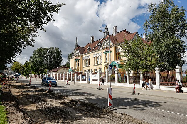 Šiauliai. Chaimo Ferenkelio vila, rekonstruojama Vilniaus gatvė, senasis grindinys Šiauliai. Chaimo Ferenkelio vila, rekonstruojama Vilniaus gatvė, senasis grindinys