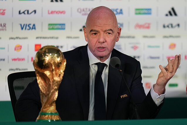Įvertino naują FIFA užmojį kurti privačią įmonę: „Pasiilgo kritikos“ Įvertino naują FIFA užmojį kurti privačią įmonę: „Pasiilgo kritikos“