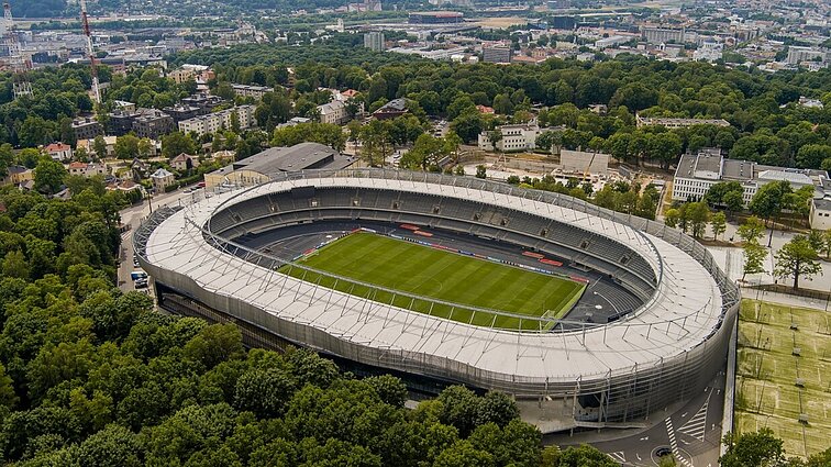 Istorinę pergalę futbolininkai atšventė Jonavoje: Kauno stadionas rengiamas koncertui