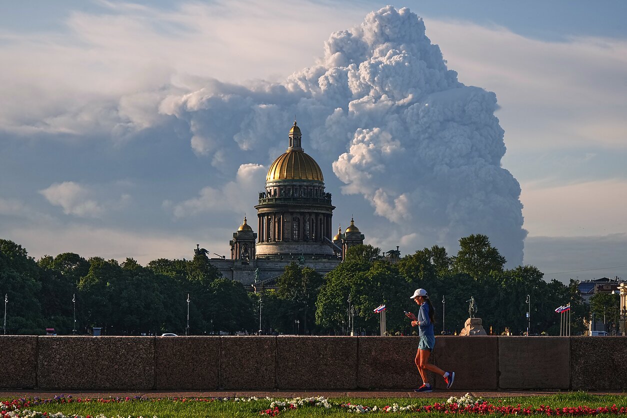 Атаки ВСУ на склады Wildberries на территории России (ассоциативное) Атаки ВСУ на склады Wildberries на территории России (ассоциативное)