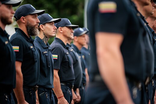 Keliasdešimt ugniagesių išvyksta padėti gesinti miškų gaisrų Prancūzijoje