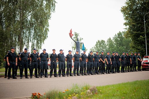 Keliasdešimt ugniagesių išvyksta padėti gesinti miškų gaisrų Prancūzijoje