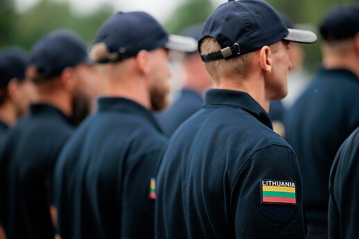 Keliasdešimt ugniagesių išvyksta padėti gesinti miškų gaisrų Prancūzijoje