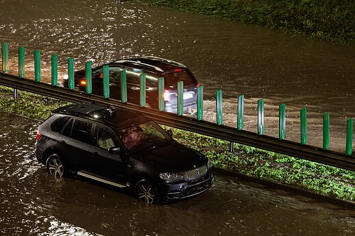 Vilniuje skęsta gatvės, dalis kelių sunkiai pravažiuojami