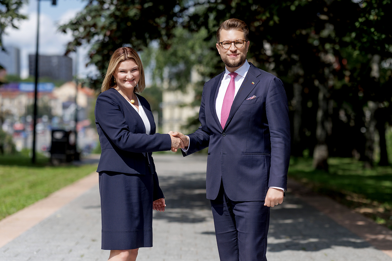 Karolina Štelmokaitė, Lukas Savickas Karolina Štelmokaitė, Lukas Savickas