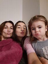 Vaida, Vaidos dukra ir mažoji anūkėlė Elija Vaida, Vaidos dukra ir mažoji anūkėlė Elija