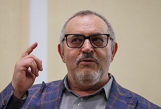  Борис Надеждин 