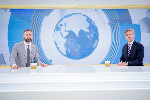 Dienos tema (su vertimu į gestų k.)