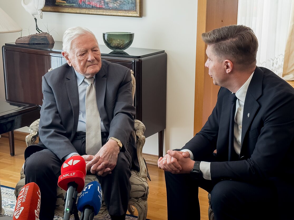 Valdas Adamkus, Mindaugas Sinkevičius Valdas Adamkus, Mindaugas Sinkevičius
