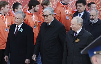 Shavkatas Mirziyoyevas, Jomartas Tokayevas, Vladimiras Putinas