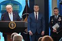 Donaldas Trumpas, Pete`as Hegsethas, Danas Caine`as