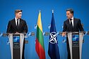 Mindaugas Sinkevičius (kairėje) ir Markas Rutte