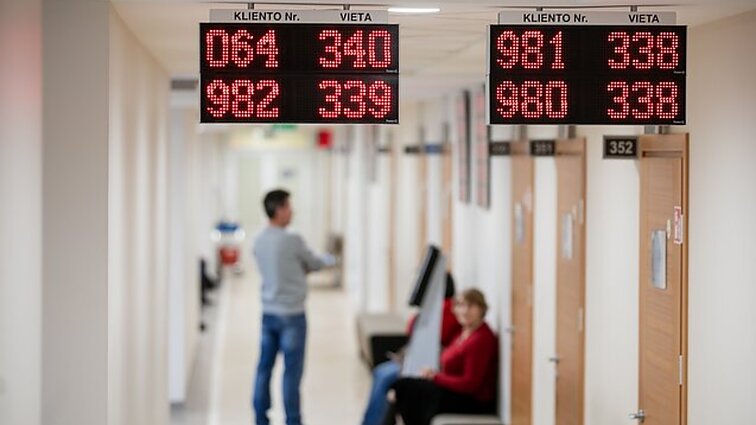 Sveikatos priežiūros paslaugų apmokėjimo pokyčiai: eilės pas gydytojus gali dar pailgėti