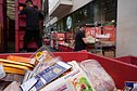 Tenka išmesti daugybę maisto. Prancūzija, Paryžius
