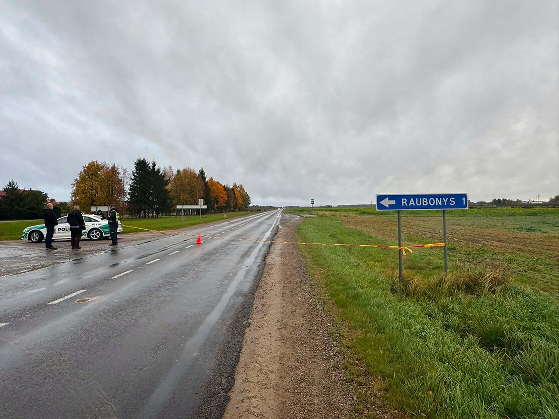 Drone enters Lithuania from Poland, debris hits a car on rural road