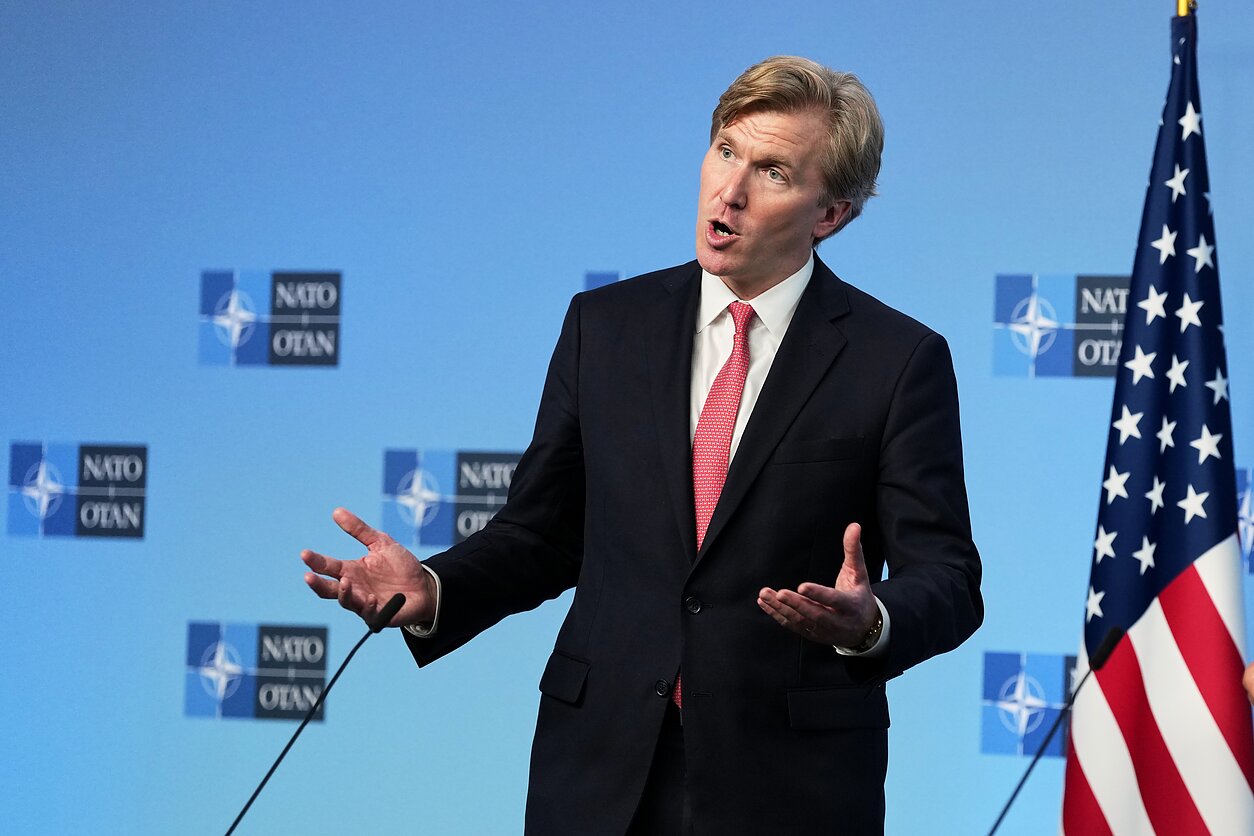 Pentagon urges NATO allies to lower public rhetoric about Russia